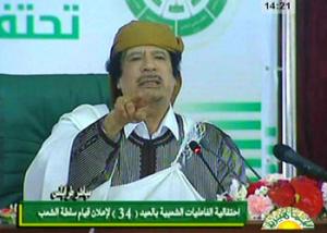 Kadhafi menace d’un bain de sang