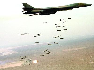 Kadhafi promet «une longue guerre aux pays croisés» Pluie de missiles sur la Libye