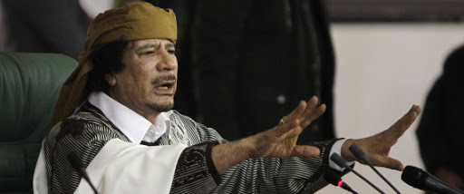 Kadhafi propose de négocier son départ contre des garanties, les rebelles rejettent l&rsquo;offre