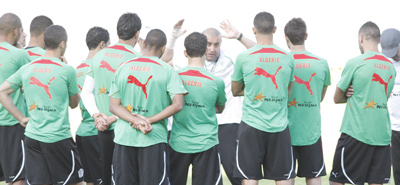 Lemmouchia : «J’ai joué contre l’Egypte dans des conditions que tout le monde connaît, donc ce derby face au Maroc ne m’effraie pas»