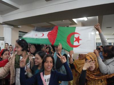 L’intox d’Al Jazeera sur le transport de mercenaires par l’Algérie met en danger des Algériens