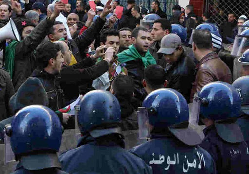 Ould Kablia justifie l&rsquo;interdiction des marches à Alger,L’alibi du désordre public