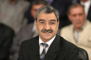 Saâdi déchire son passeport à Paris et déclare l’avoir perdu à Sidi M’hamed !