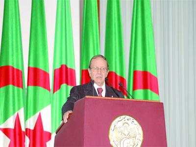 Bouteflika : «Le développement des énergies renouvelables va créer des dizaines de milliers d’emplois»
