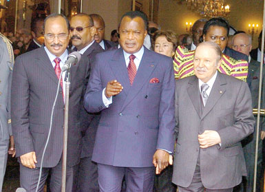 Bouteflika s’entretient avec le panel africain