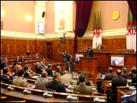 Contribution de l&rsquo;APN aux réformes politiques,Lorsque les députés proposent…