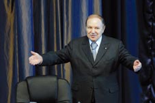 Discours de Bouteflika à Tlemcen «Adapter notre culture à la mondialisation»