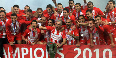 Djebbour et l&rsquo;Olympiakos champions Dans le vestiaire, on a chanté «One, two, three, viva l&rsquo;Algérie»