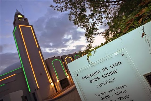 Le Pentagone accuse la mosquée de Lyon