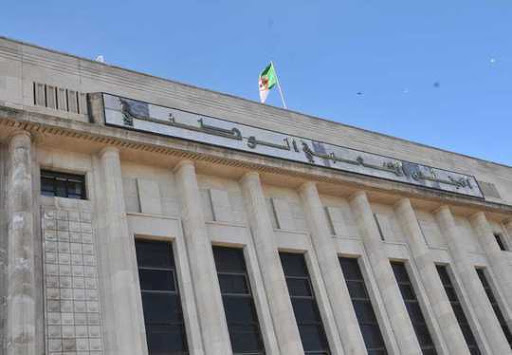 Les réformes annoncées par Bouteflika peinent à convaincre