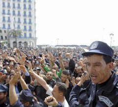 Malgré la menace de Ould Kablia,Les gardes communaux maintiennent leur sit-in