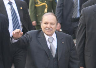 Mégaprojet d&rsquo;eau de In Salah-Tamanrasset,Bouteflika inaugure son œuvre du siècle
