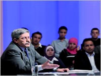 tout en n’écartant pas son éventuelle candidature à la présidentielle,Ouyahia occulte la crise politique