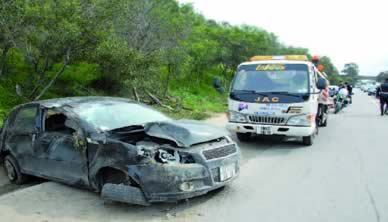 Accidents de la route: Camions et bus mis en cause
