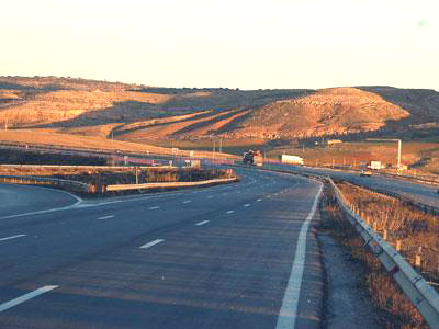 Autoroute Est-Ouest : Le projet coûtera plus cher, un colonel du DRS mis sous contrôle judiciaire