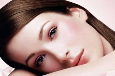 Comment bien choisir son fond de teint?