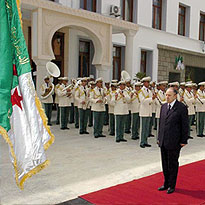 Création de deux commissions d’experts pour évaluer le risque Libye sur l’Algérie