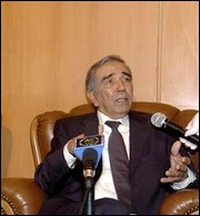 Dahou Ould Kablia: la révision de l&rsquo;article relatif au mandat présidentiel n&rsquo;est pas exclue