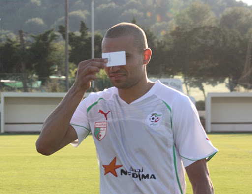 Il se plaignait de la fatigue, il y a quelques jours  ,Djebbour se blesse, panique chez les Verts