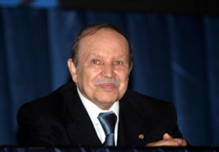 M. Bouteflika appelle à une large concertation pour le développement de l&rsquo;entreprise
