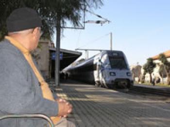 Postiers et conducteurs de train débrayent,Deux grèves qui pénalisent le citoyen