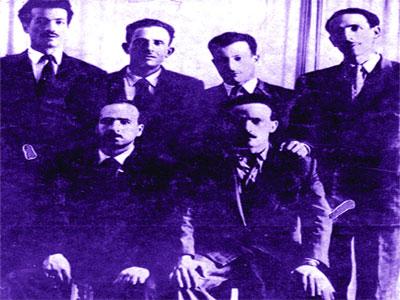 Riposte de Nacer Boudiaf : Ben Bella était «l’adjudant choisi par de Gaulle à la tête de l’Algérie»