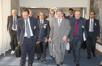 tripartite, Gouvernement, patronat et UGTA : Unanimes sur l&rsquo;amélioration du climat des affaires