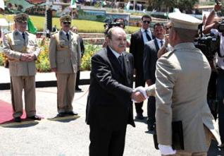 Académie interarmes de Cherchell : Le chef de l’Etat préside la sortie de trois promotions