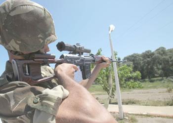 Ahmed Gaïd Salah «L’Algérie mène le combat au Sahel»