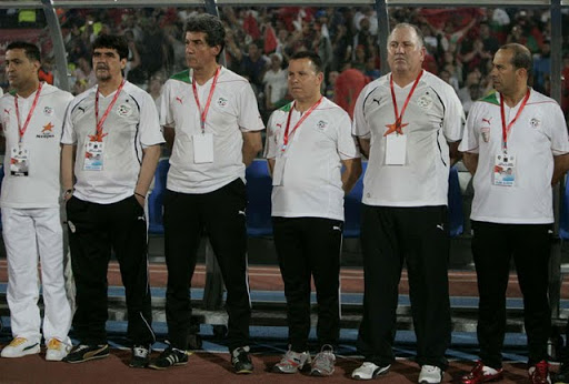 Benchikha et Chaïb sont les seuls à quitter l’EN,80% de l’ancien staff maintenu !