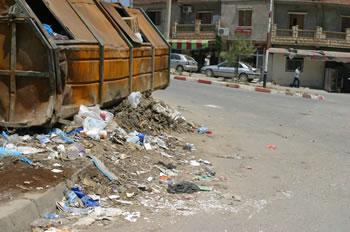Bouira , La saleté envahit la ville