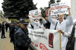 En réponse aux déclarations d’Ould Abbès,Les résidents renouent avec les sit-in