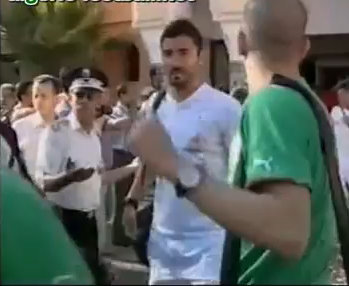 Maroc-Algérie : EN est arrivée à marrakach : réactions de Benchikha et de Belhadj