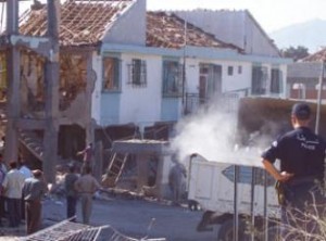 Au moins 5 morts dans un attentat kamikaze contre la sûreté de Bordj Menail