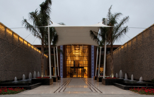 Kadhafi s’est rendu à l’hôtel Rixos Al Nasr sans que personne ne s’en aperçoive,Des espions et journalistes en concurrence dans la couverture de la guerre en Libye