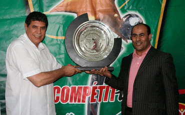 Medouar et Ighil nos invités,Le trophée du champion à Compétition
