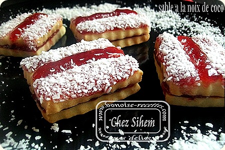 gateau de l’aid 2011,sablés a la confiture et noix de coco