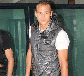 Il a paraphé son contrat hier,Yebda officiellement à Granada pour 3 ans