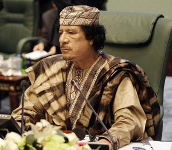 La rébellion contrôlerait la raffinerie de zawiyah,El Gueddafi pris à la gorge