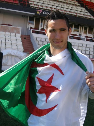 MCA : Walid Cherfa officiellement au MCA pour deux saisons