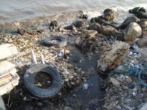 Pollution en mer Méditerranée: L&rsquo;Algérie pointée du doigt par le Sénat français