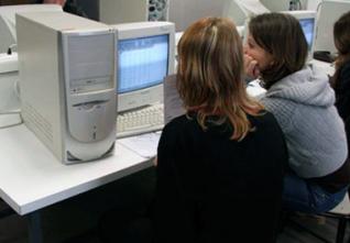 Réseaux sociaux de l’Internet : Les Algériens en simples consommateurs
