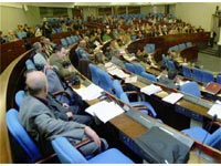 après la révision de la loi électorale,Les femmes seront-elles en tête de liste ?