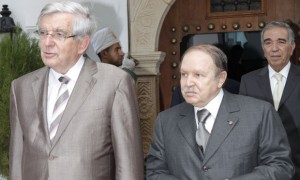Chevènement organise un colloque le 17 décembre à l’Assemblée française sur l’avenir “du partenariat” entre l’Algérie et la France au XXI siècle