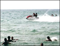 Destiné au départ au sauvetage ,Le scooter des mers fait 100 morts/an