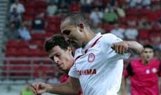 Djebbour enflamme la presse grecque