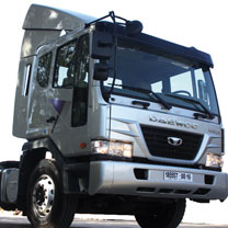 Elsecom Daewoo véhicules industriels le présentera au SIVI : Le tracteur 4×2 M2SNF, nouveauté du Salon