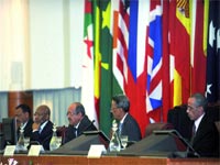 La conférence s’achève sur des promesses Sahel : un bon début, en attendant le concret