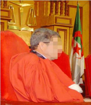 Les erreurs judiciaires sont de 50 %,Un juge traite 400 dossiers par semaine  !