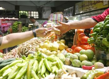 Les prix des fruits et légumes n&rsquo;ont pas baissé depuis le Ramadhan,Toujours cher le couffin!